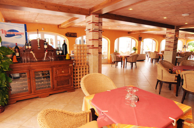 Villa Maribel Cala Blanca (Menorca)