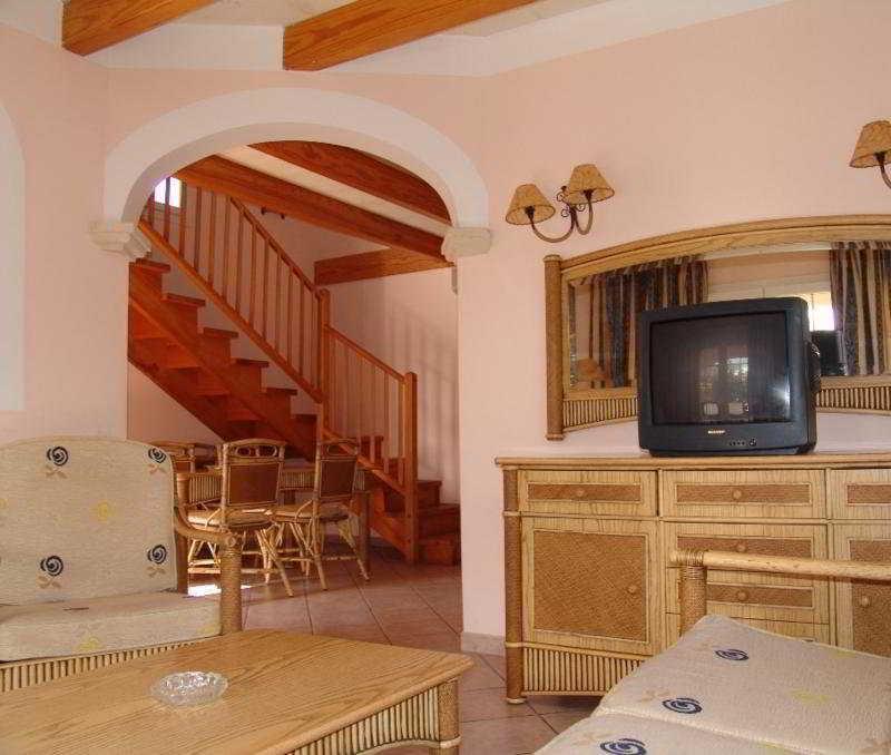 Villa Maribel Cala Blanca (Menorca)
