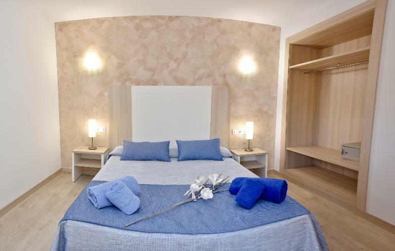 Maribel Vil·la Cala Blanca (Menorca)